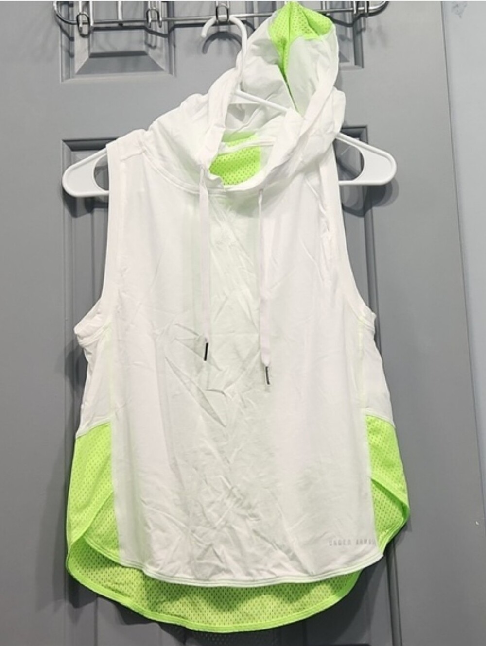 NWOT Under Armour Neon Yellow Lime Green Mesh White Sleeveless Hooded Tank Top